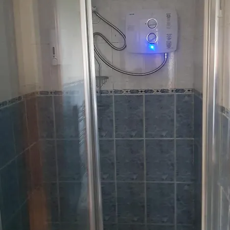 ホームステイ In A Private House In The Middle Of Countryside First Store Or Bar Within 10 Min Drive Cats In The *