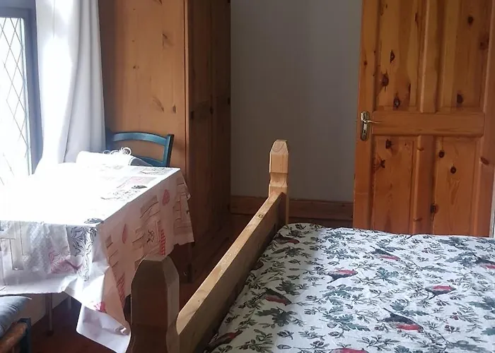 In A Private House In The Middle Of Countryside First Store Or Bar Within 10 Min Drive Cats In The * Analeentha